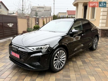 Авто Audi Q8 Sportback E-Tron 2024 № 8324189