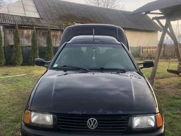 Авто Volkswagen Caddy 2001 № 8324300