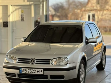 Авто Volkswagen Golf 2000 № 8324349