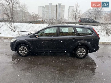 Авто Ford Focus 2010 № 8324452