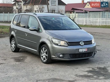 Авто Volkswagen Touran 2010 № 8324496