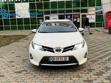 Авто Toyota Auris 2014 № 8324528