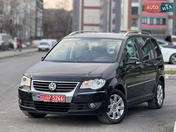 Авто Volkswagen Touran 2008 № 8325035