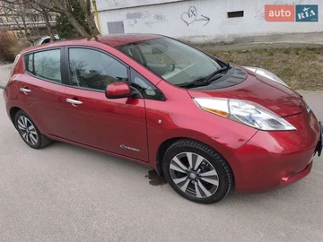 Авто Nissan Leaf 2015 № 8325072