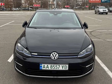 Авто Volkswagen E-Golf 2019 № 8325243
