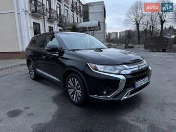 Авто Mitsubishi Outlander 2019 № 8325254
