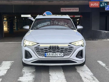 Авто Audi Sq8 E-Tron 2023 № 8325502