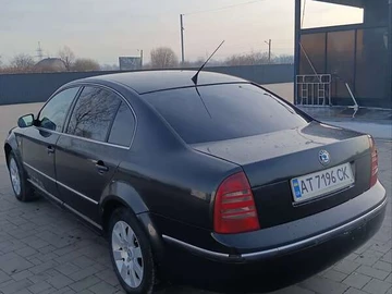 Авто Skoda Superb 2003 № 8325603