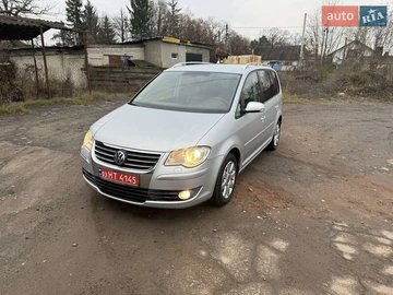 Авто Volkswagen Touran 2007 № 8325670