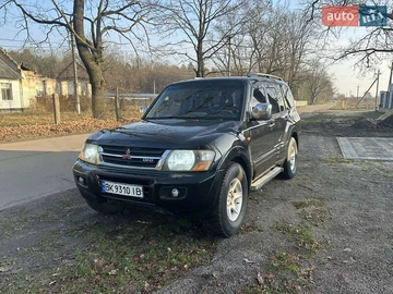 Авто Mitsubishi Pajero 2001 № 8325678
