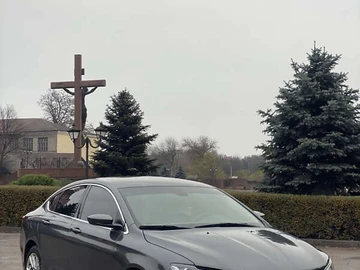 Авто Chrysler 200 2015 № 8325725