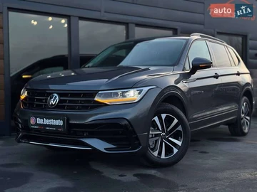 Авто Volkswagen Tiguan 2021 № 8326004