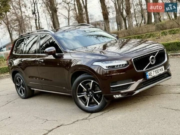 Авто Volvo Xc90 2019 № 8326108