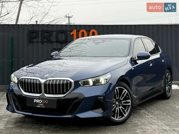 Авто BMW 5 Series 2023 № 8326123