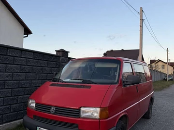Авто Volkswagen Transporter 2000 № 8326279