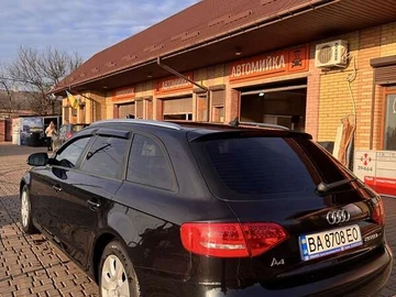 Авто Audi A4 2009 № 8326434