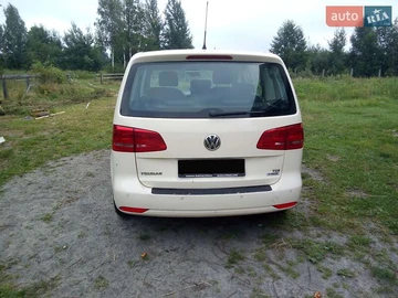 Авто Volkswagen Touran 2014 № 8326543
