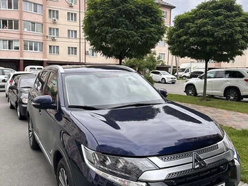 Авто Mitsubishi Outlander 2023 № 8326561