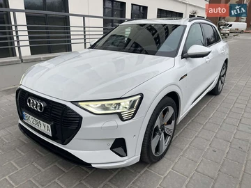 Авто Audi E-Tron 2019 № 8326578