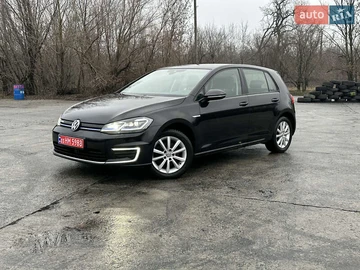 Авто Volkswagen E-Golf 2019 № 8326772