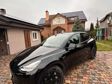Авто Tesla Model Y 2021 № 8326948