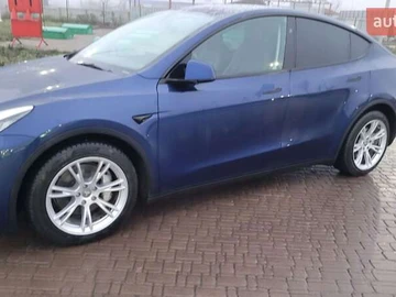 Авто Tesla Model Y 2023 № 8326953