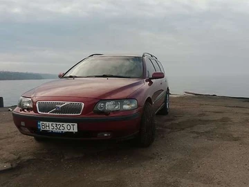 Авто Volvo V70 2003 № 8326970