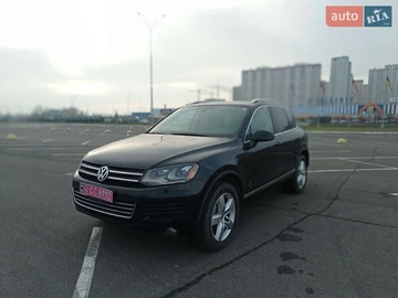 Авто Volkswagen Touareg 2011 № 8327499