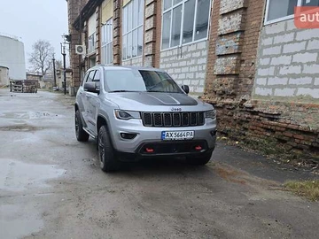 Авто Jeep Grand Cherokee 2019 № 8327948