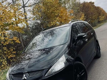 Авто Mitsubishi Grandis 2006 № 8328016