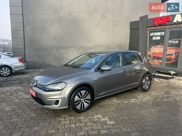 Авто Volkswagen E-Golf 2015 № 8328116