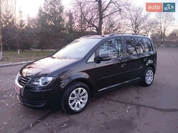 Авто Volkswagen Touran 2009 № 8328123