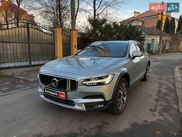 Авто Volvo V90 2017 № 8328308