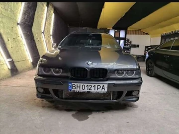 Авто BMW 5 Series 1999 № 8328574