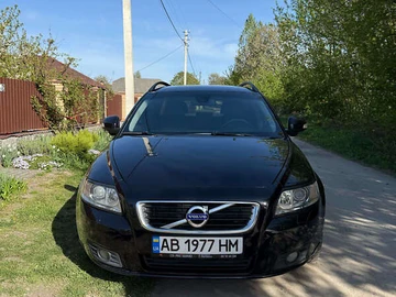 Авто Volvo V50 2011 № 8328622