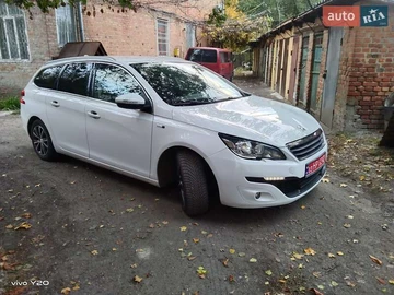 Авто Peugeot 308 2015 № 8328635