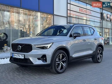 Авто Volvo Xc40 2024 № 8328937