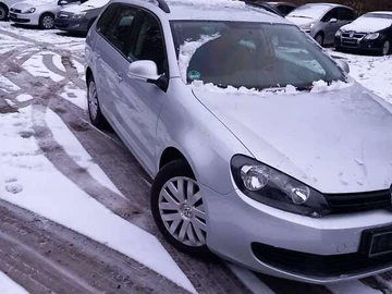 Авто Volkswagen Golf 2009 № 8329044