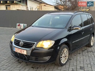 Авто Volkswagen Touran 2008 № 8329094