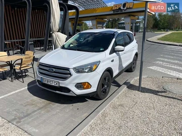 Авто Ford Escape 2016 № 8329375