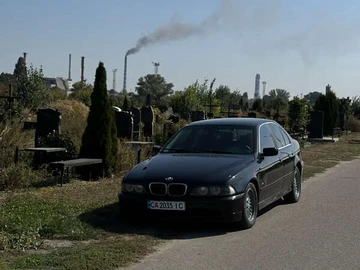Авто BMW 5 Series 2001 № 8329590