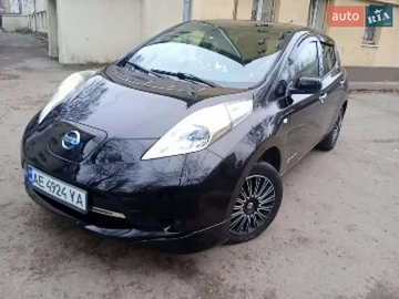 Авто Nissan Leaf 2013 № 8329629