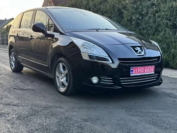 Авто Peugeot 5008 2012 № 8329817