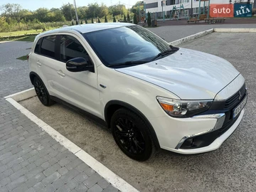 Авто Mitsubishi Outlander 2017 № 8329867