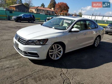 Авто Volkswagen Passat 2018 № 8329875