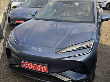 Авто BYD Sea Lion 07 2025 № 8330062