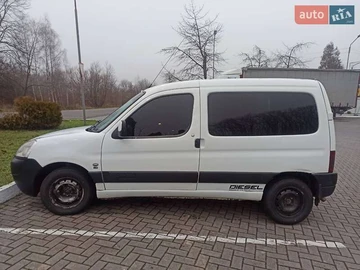 Авто Citroen Berlingo 2004 № 8330164
