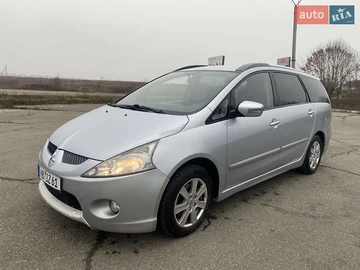 Авто Mitsubishi Grandis 2007 № 8330190