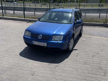 Авто Volkswagen Bora 2003 № 8330304