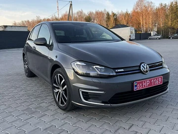 Авто Volkswagen E-Golf 2018 № 8330323